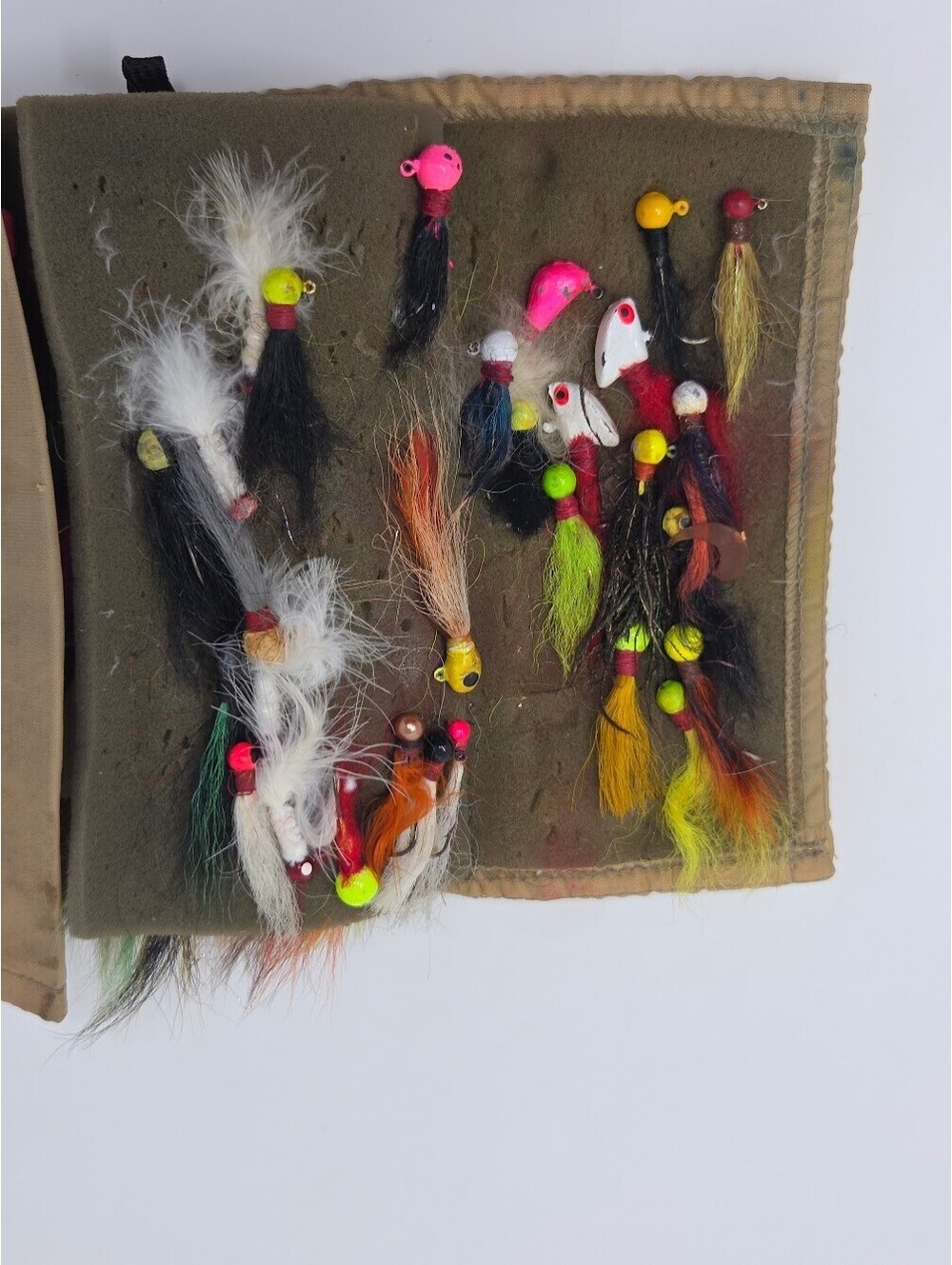 Uncle Buck’s Bug Book Vintage Fishing Lure Organizer with Assorted Jigs & Flies